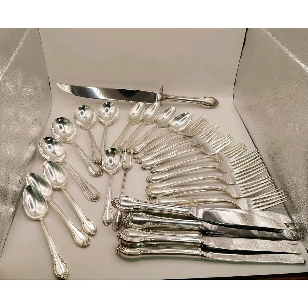1847 Rogers Bros. IS Silverplate "Remembrance" Pattern 49-Piece Set Svc. For 8